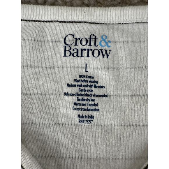 Croft Barrow Size L Striped V Neck Minimalist Casual Top White Short Sleeve - Picture 5 of 6